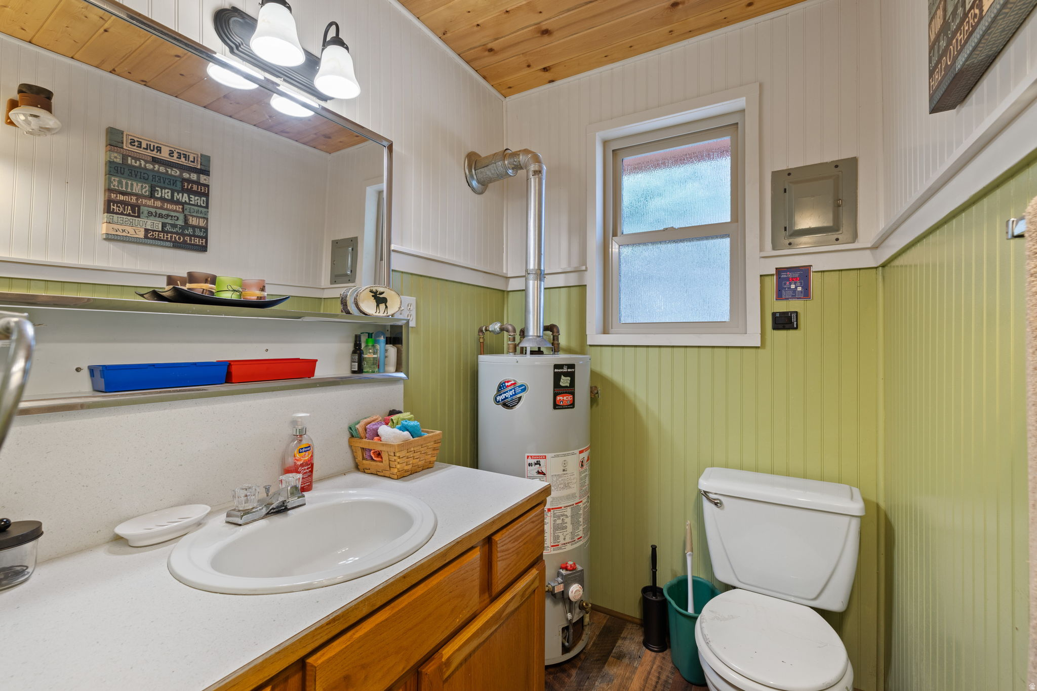 SPRING CITY RANCHEROS - Land