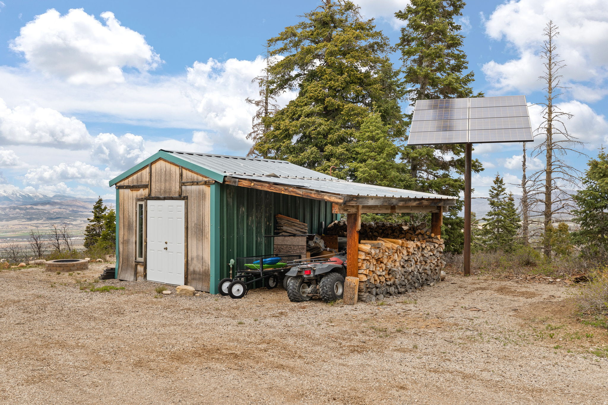 SPRING CITY RANCHEROS - Land