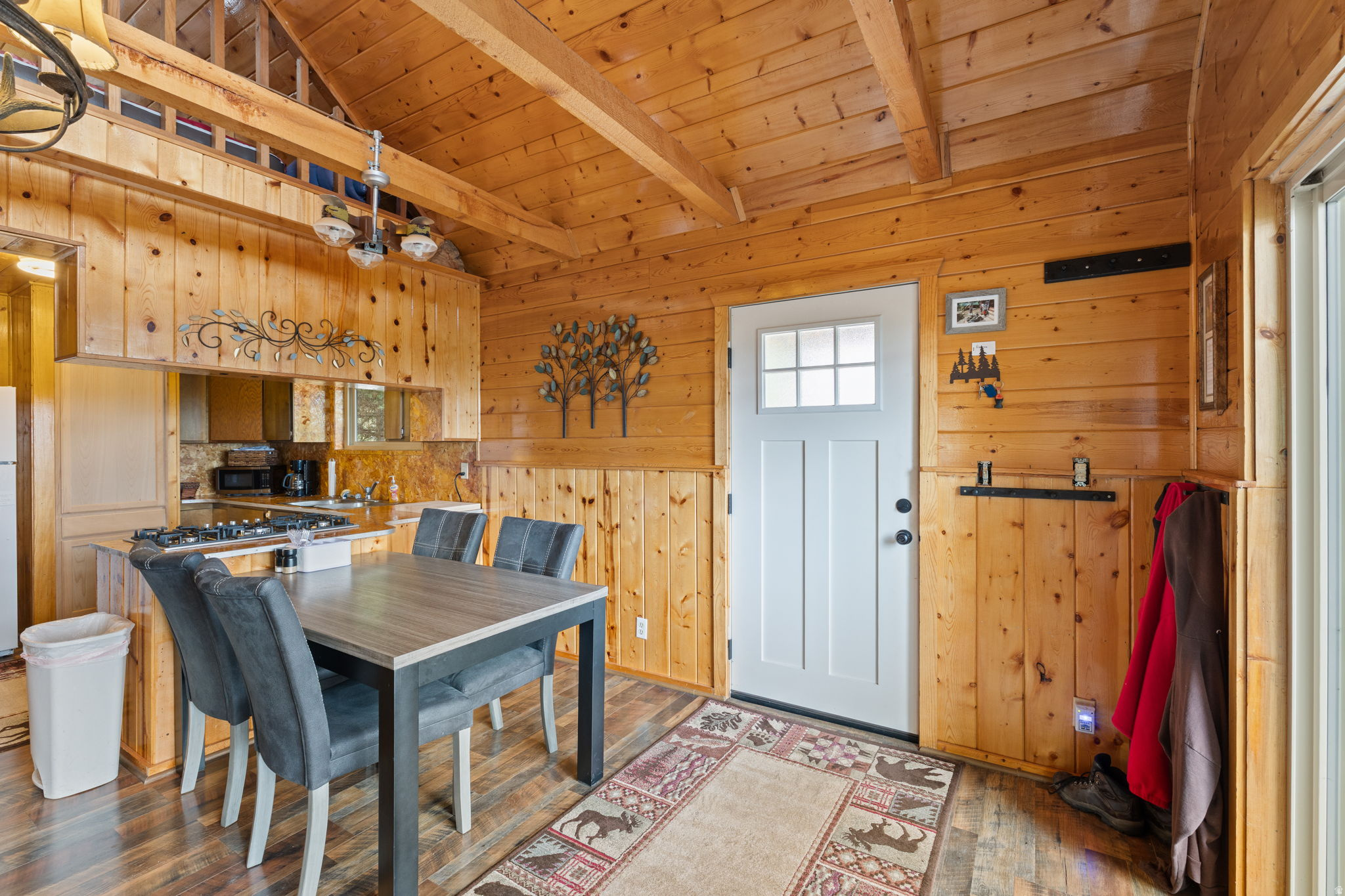 SPRING CITY RANCHEROS - Land