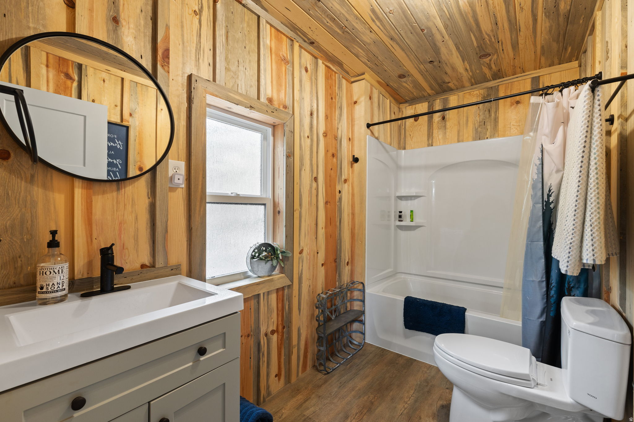 SPRING CITY RANCHEROS - Land