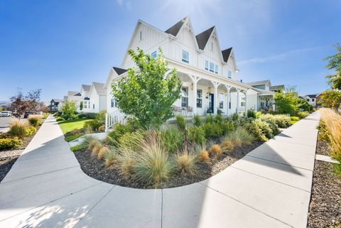Tiny photo for 6889 W LAKE AVE, South Jordan, UT 84009 (MLS # 2129730)