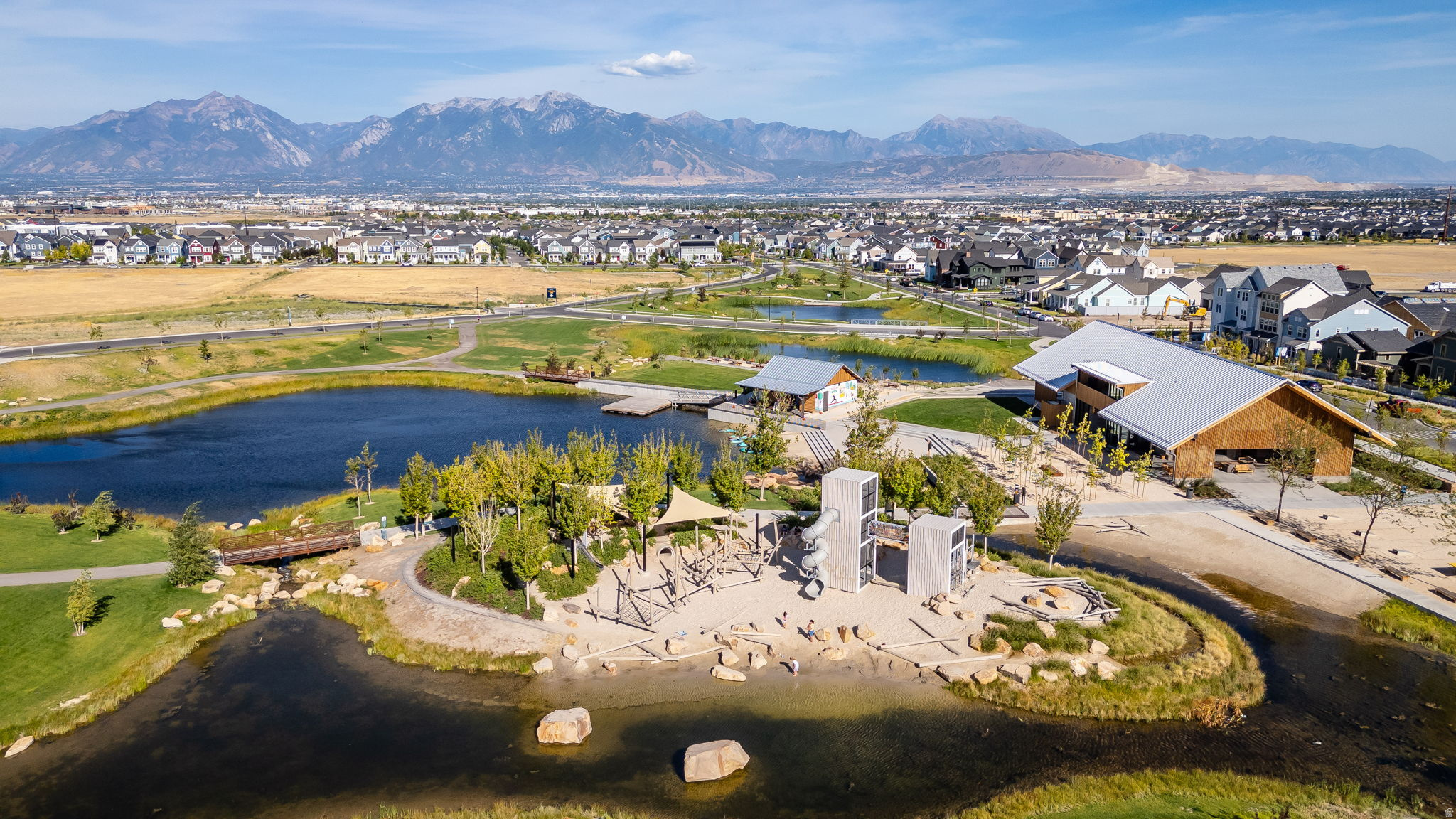 DAYBREAK - Residential