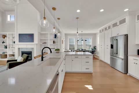 Tiny photo for 6889 W LAKE AVE, South Jordan, UT 84009 (MLS # 2129730)