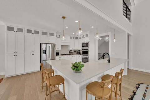 Tiny photo for 6889 W LAKE AVE, South Jordan, UT 84009 (MLS # 2129730)