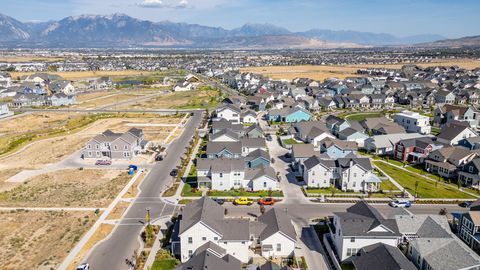 Tiny photo for 6889 W LAKE AVE, South Jordan, UT 84009 (MLS # 2129730)