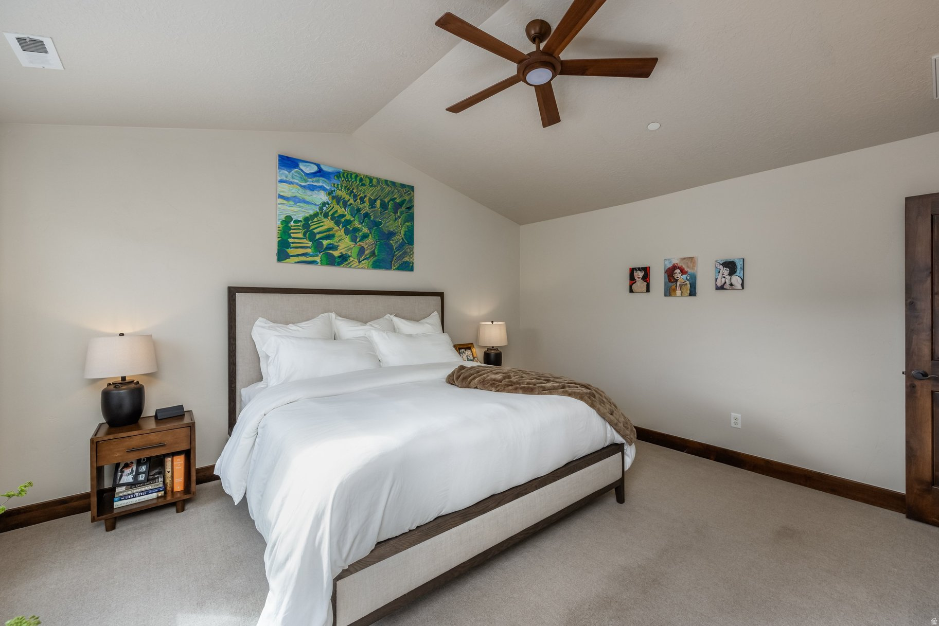 IROQUOIS - Residential