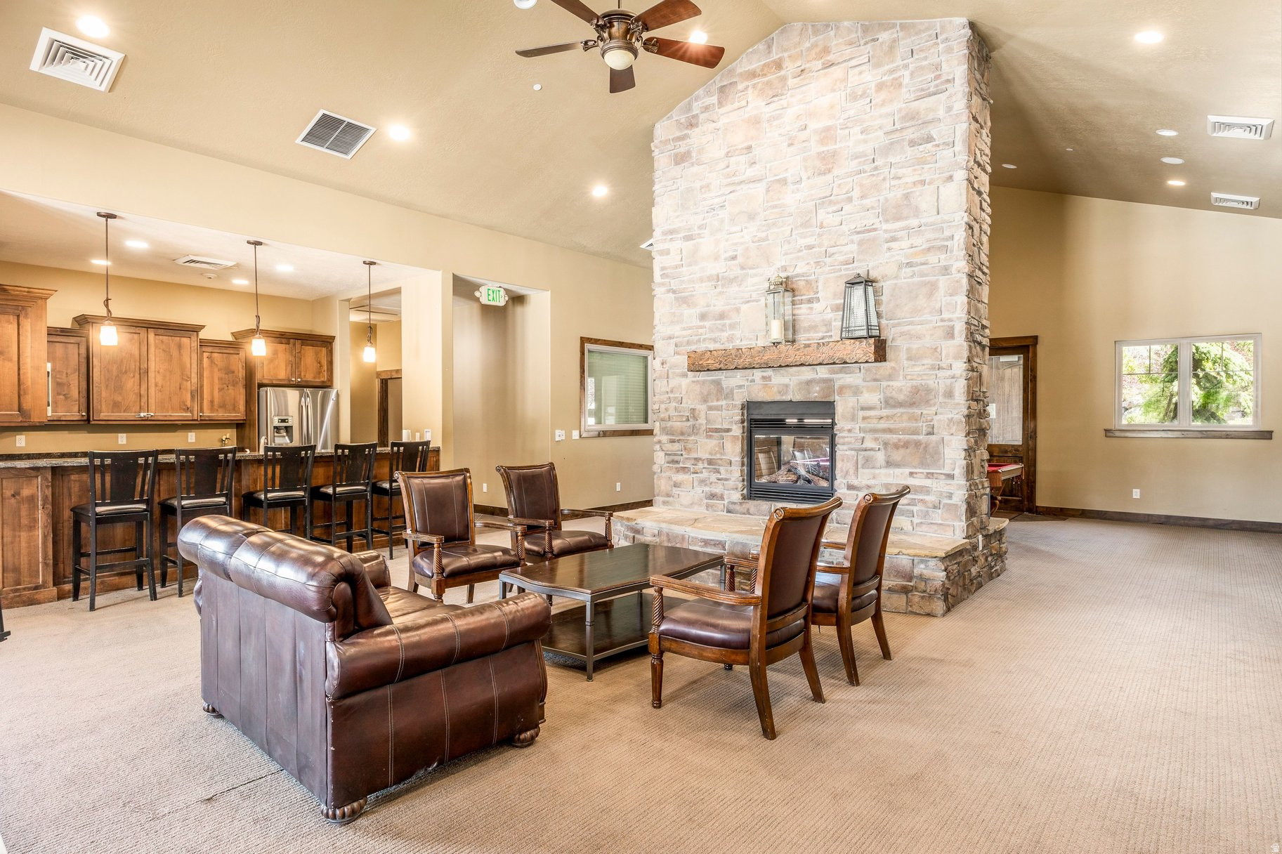 IROQUOIS - Residential