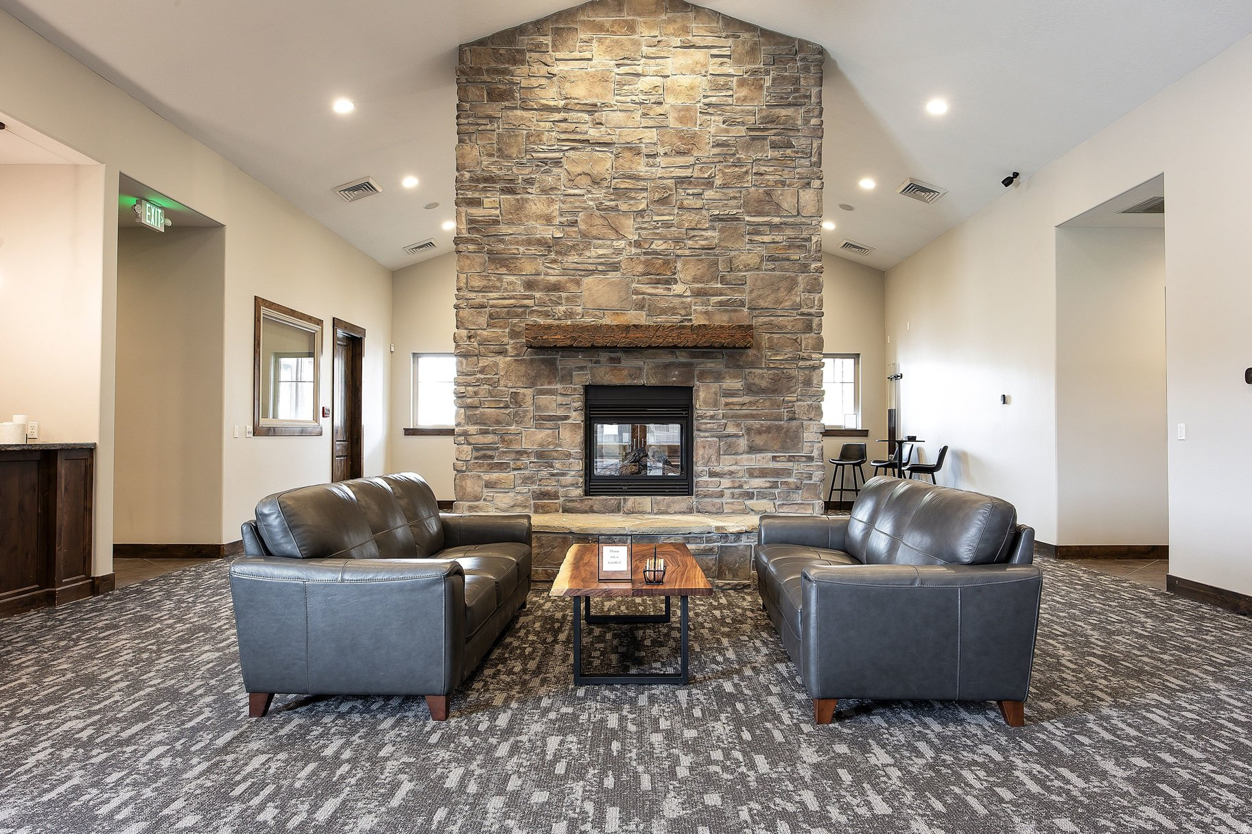 IROQUOIS - Residential