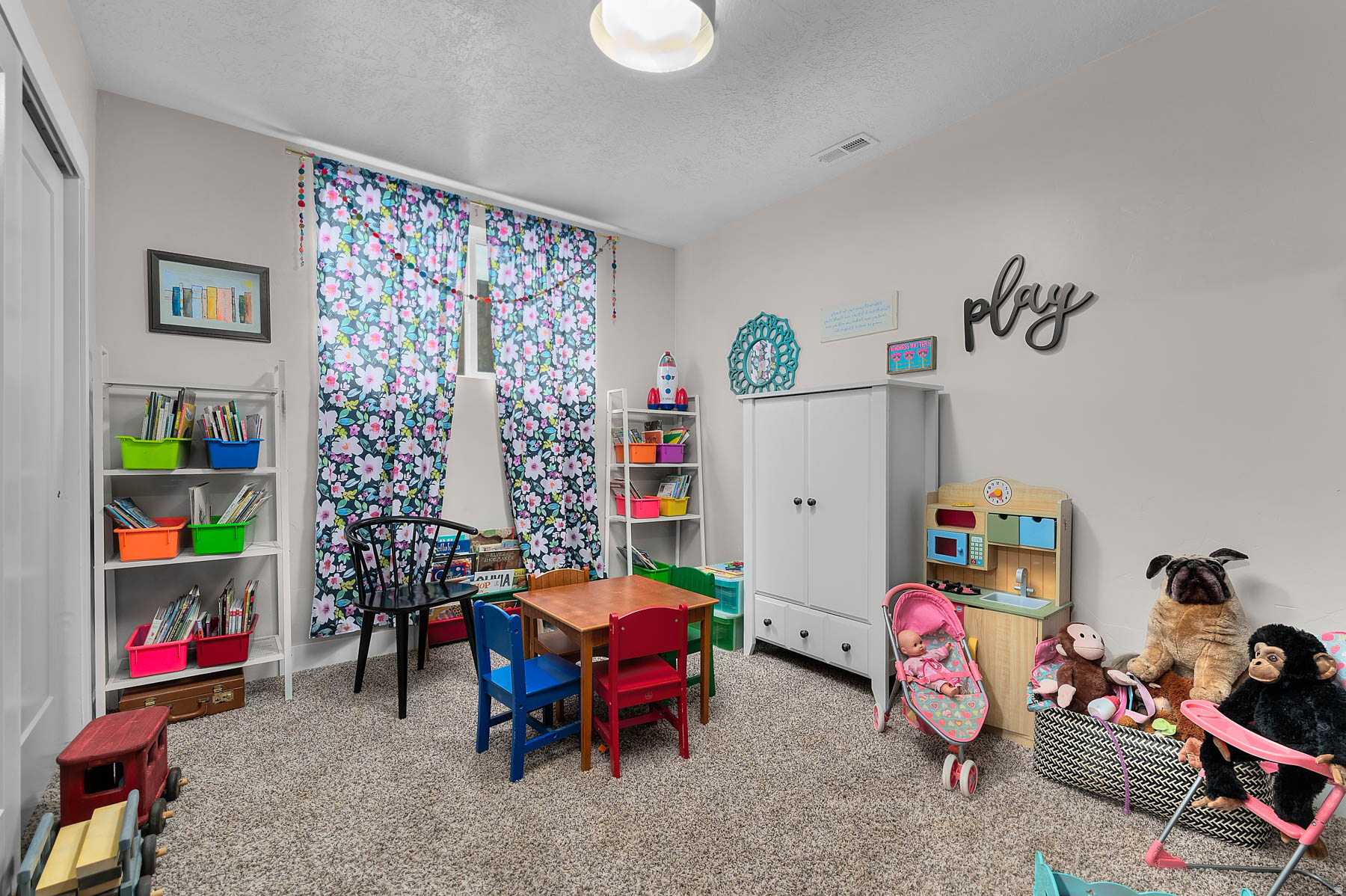 CHEVY CHASE - Residential