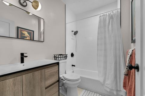 Tiny photo for 5500 S BROCKWAY DR E, Murray, UT 84117 (MLS # 2139656)