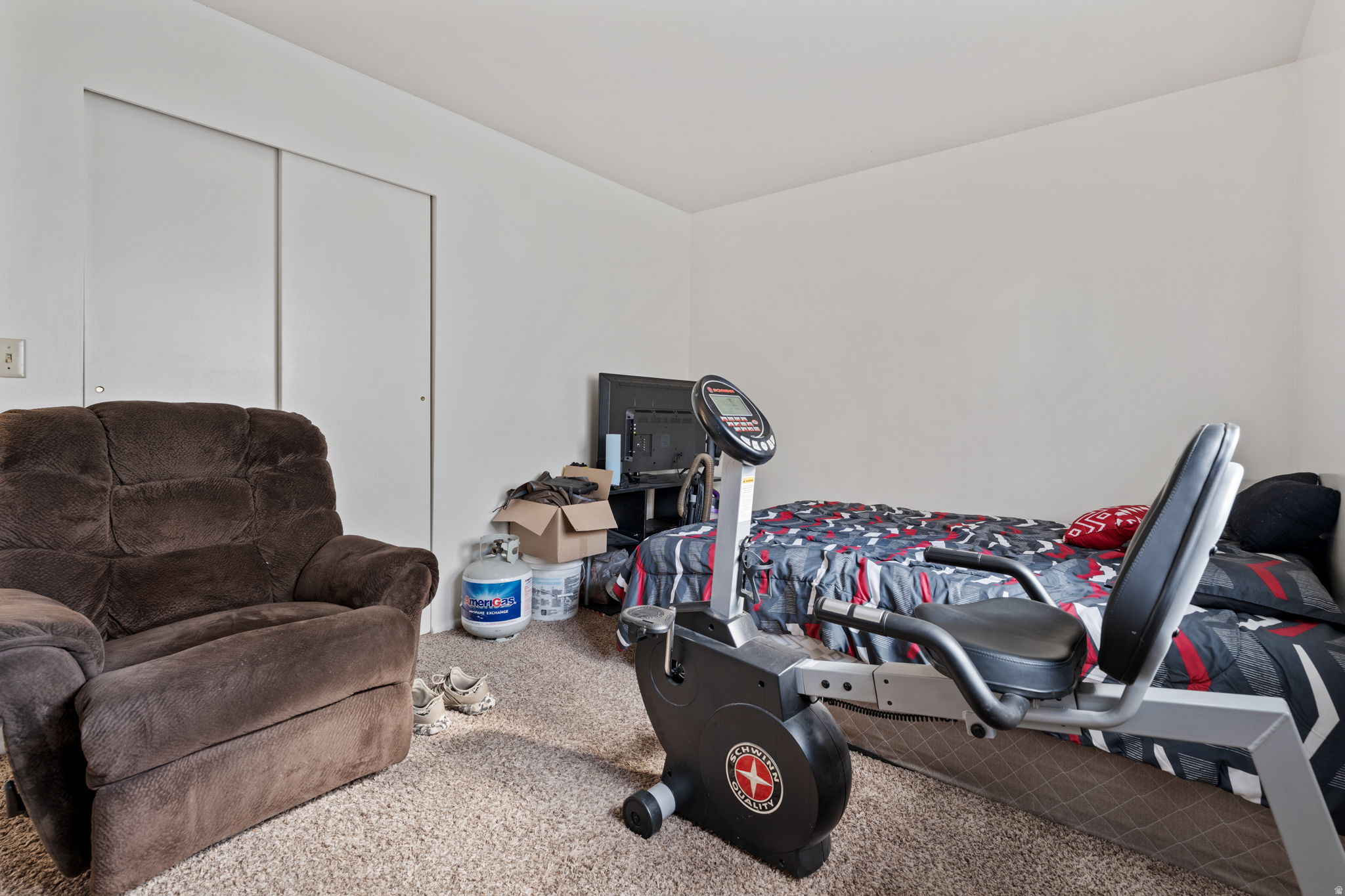 HOFFMAN HEIGHTS - Residential Income