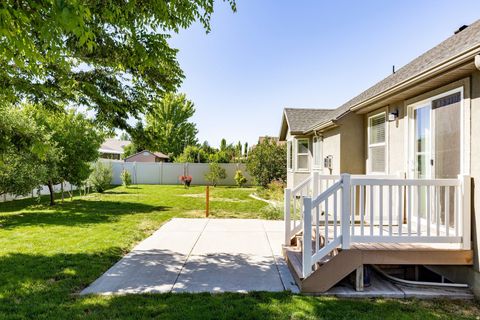 Tiny photo for 1073 S 1775 W, Syracuse, UT 84075 (MLS # 2166178)