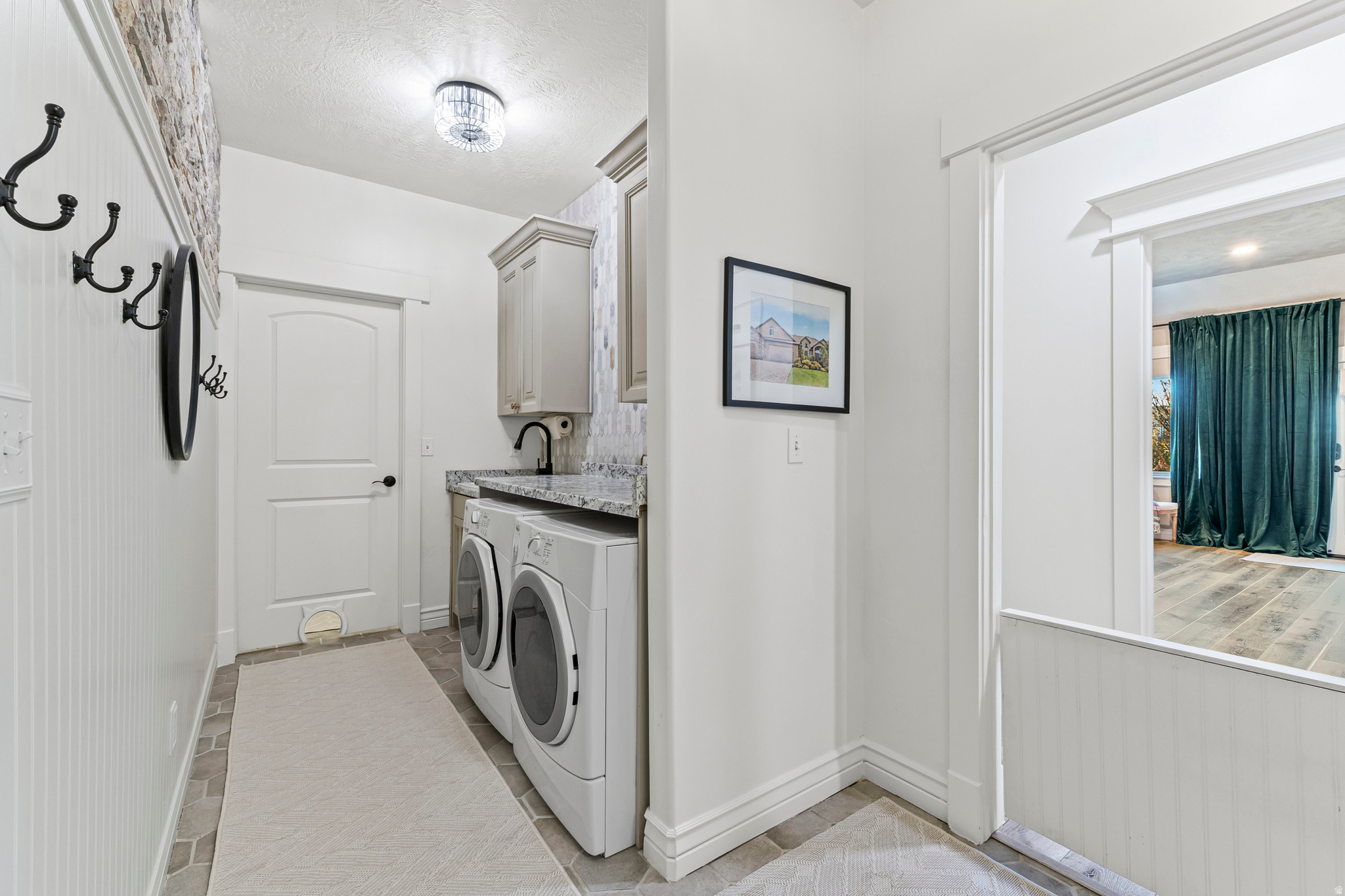 KAYSVILLE SUNSET FAR - Residential