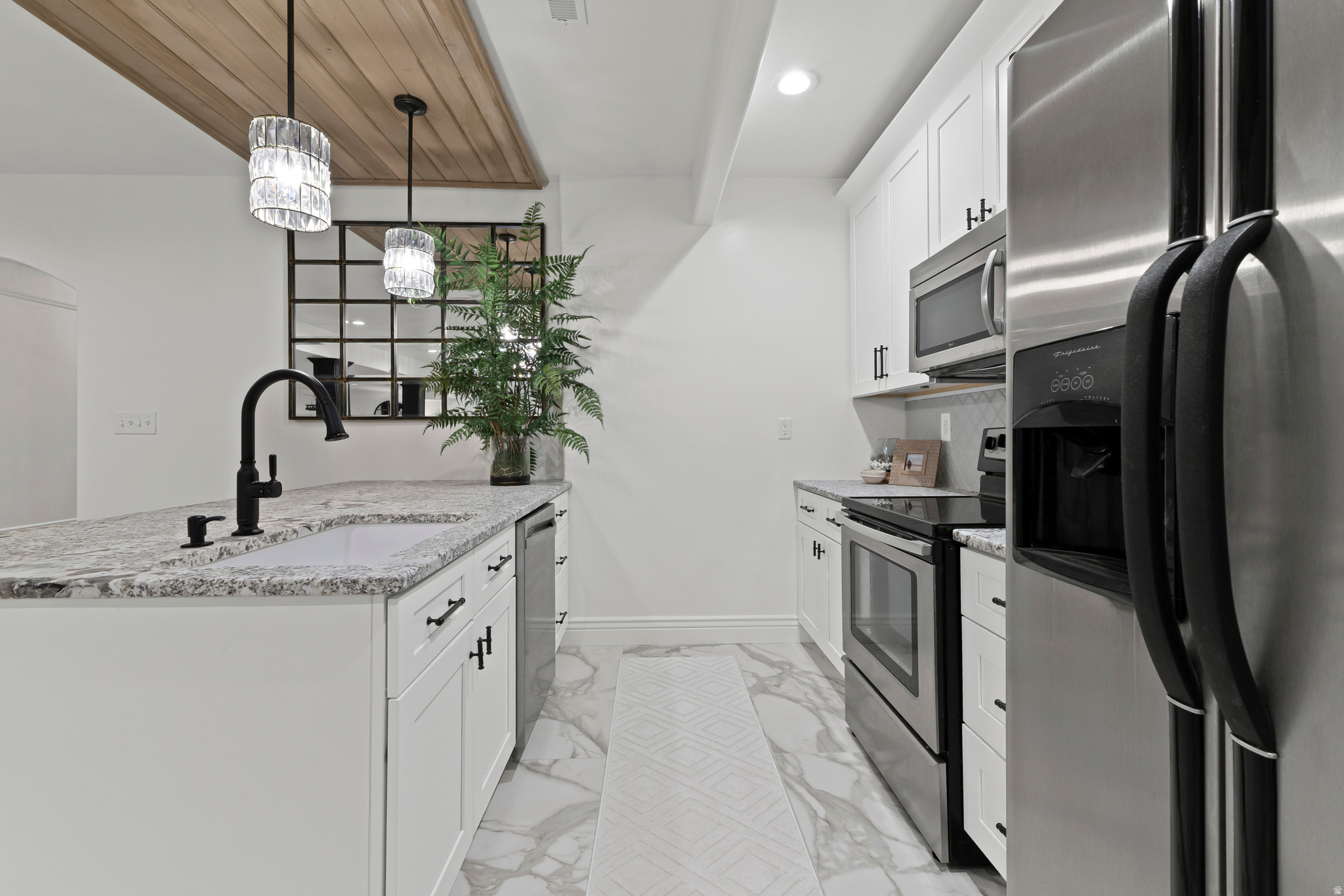 KAYSVILLE SUNSET FAR - Residential