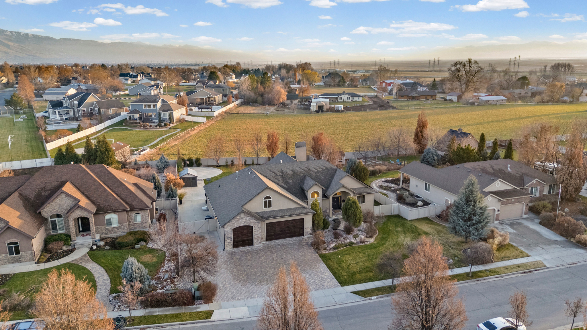 KAYSVILLE SUNSET FAR - Residential