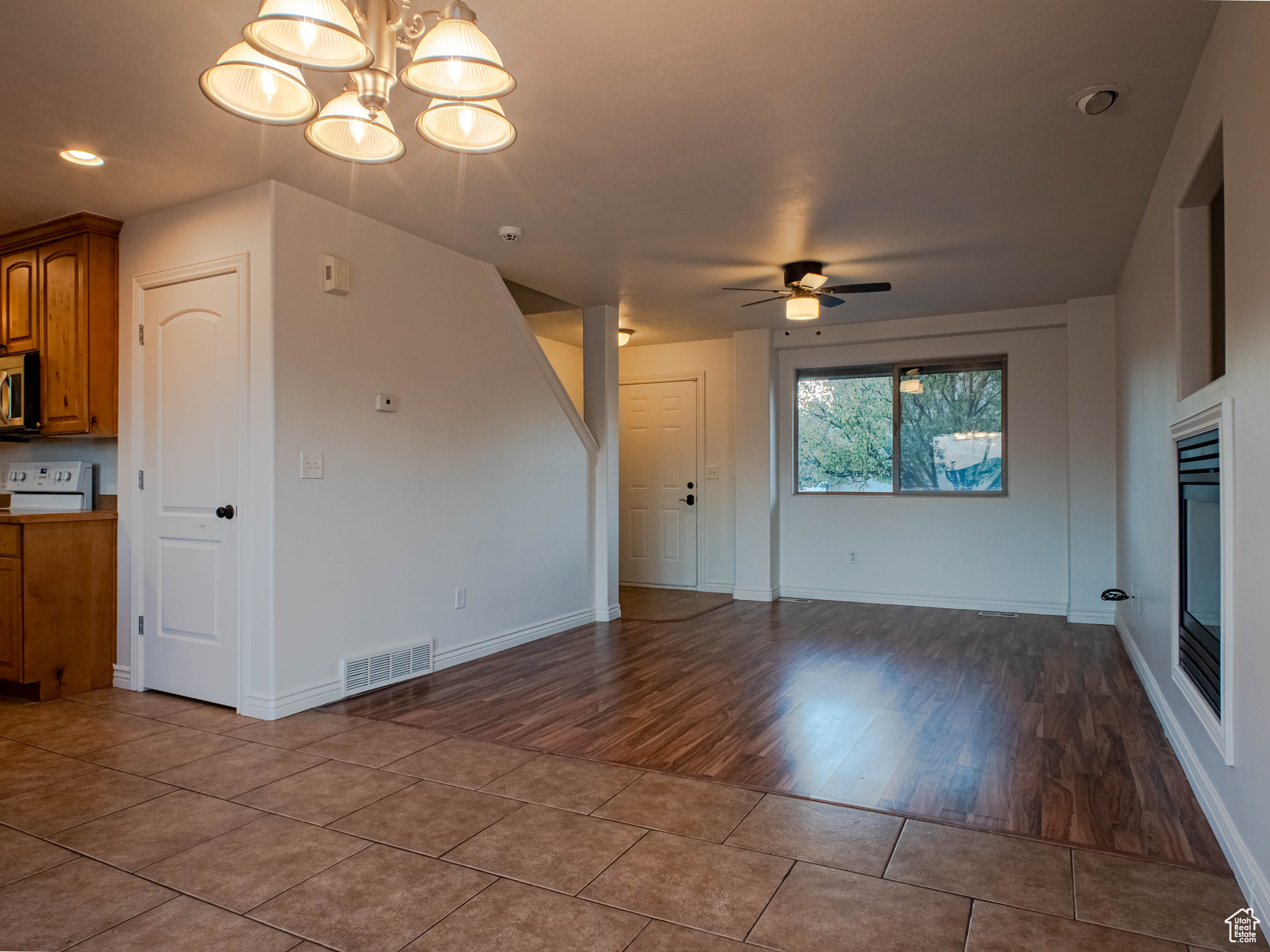 HERRIMAN VILLAGE - Residential