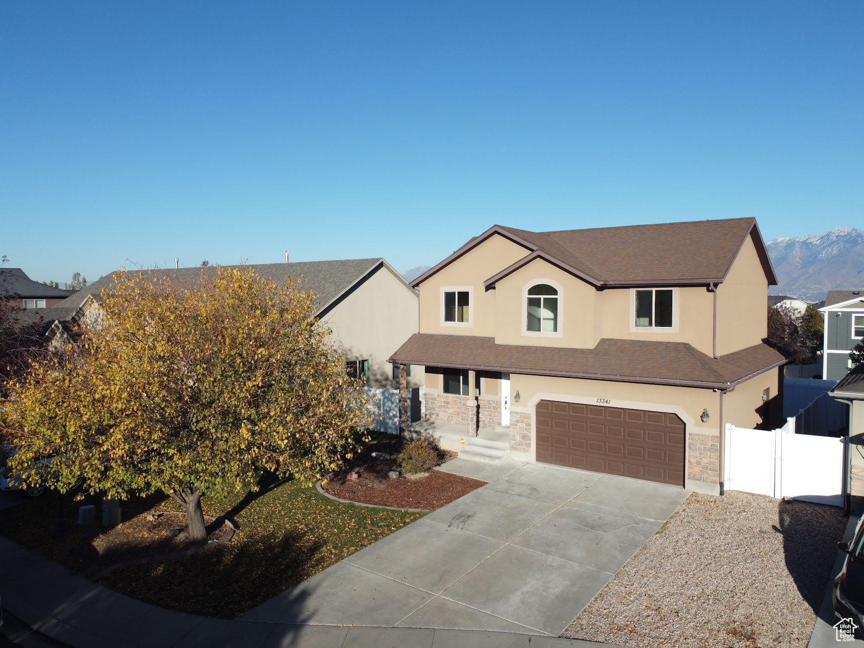 HERRIMAN VILLAGE - Residential