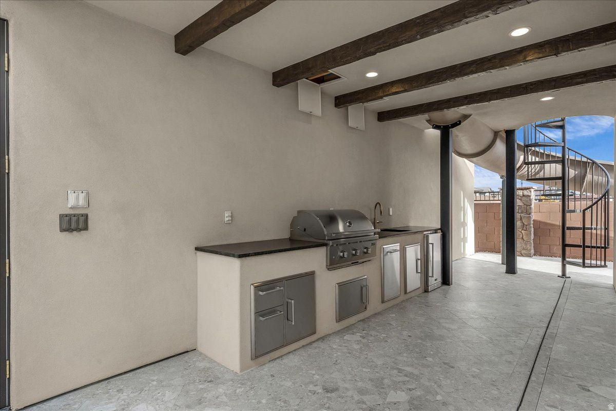 STUCKI FARMS HOMESTEAD - Residential