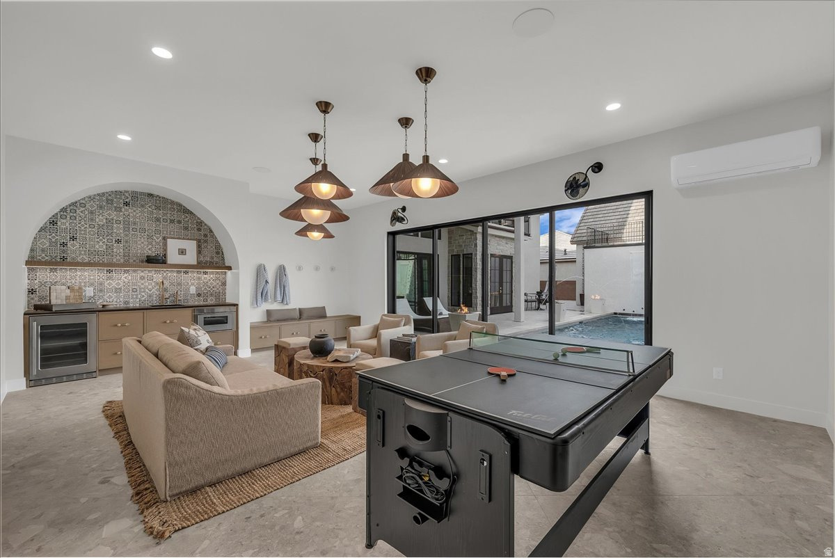 STUCKI FARMS HOMESTEAD - Residential