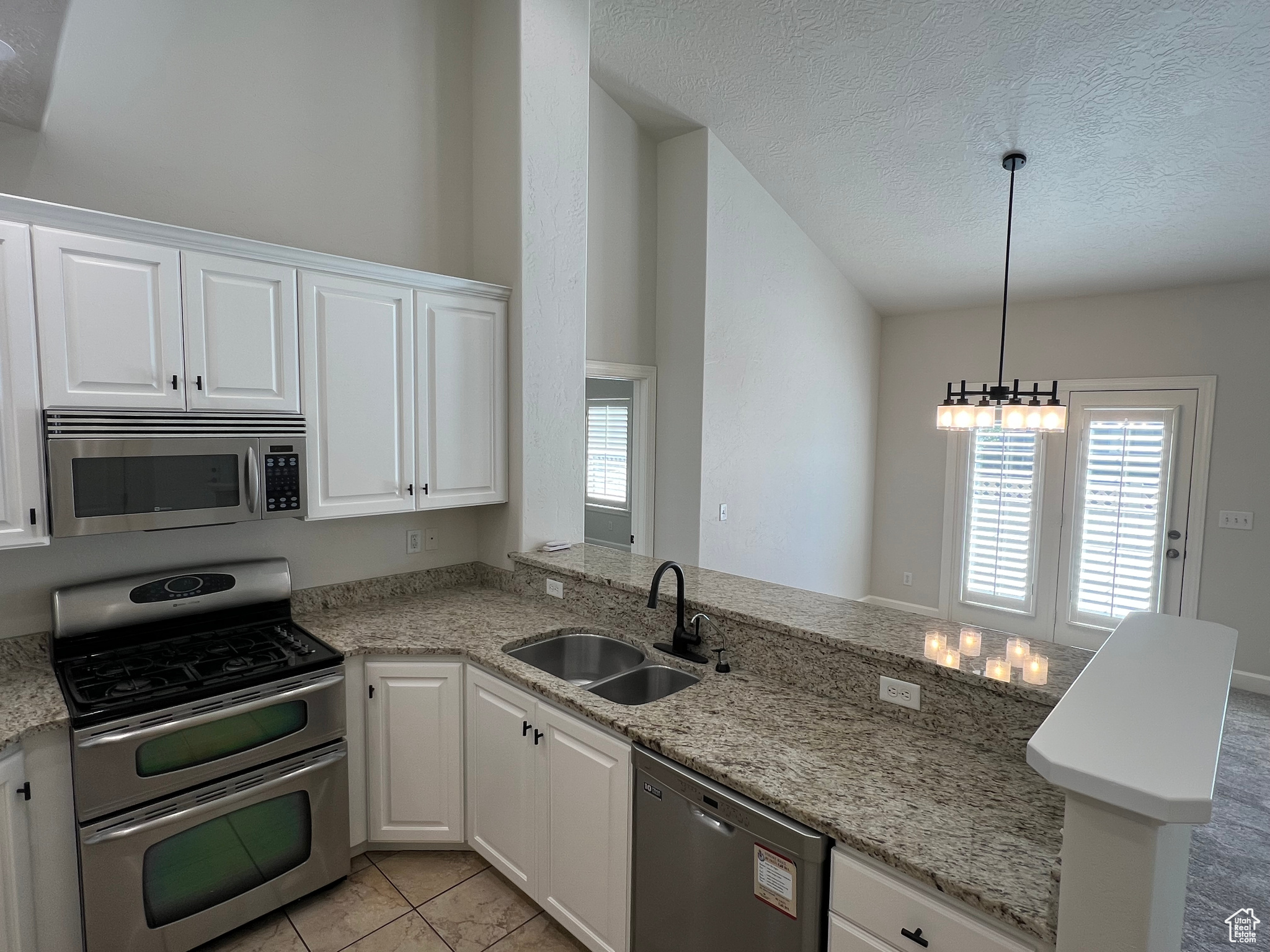 WYNGATE COMMONS - Residential