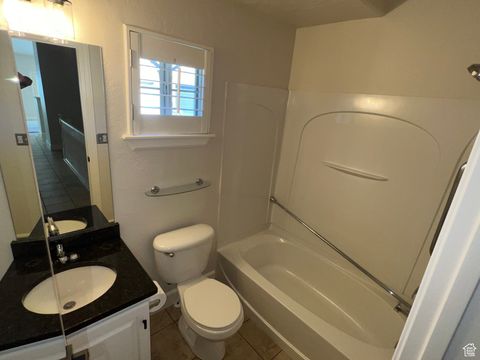 Tiny photo for 11594 S TUSCAN VIEW CT E #8, Draper, UT 84020 (MLS # 2113935)
