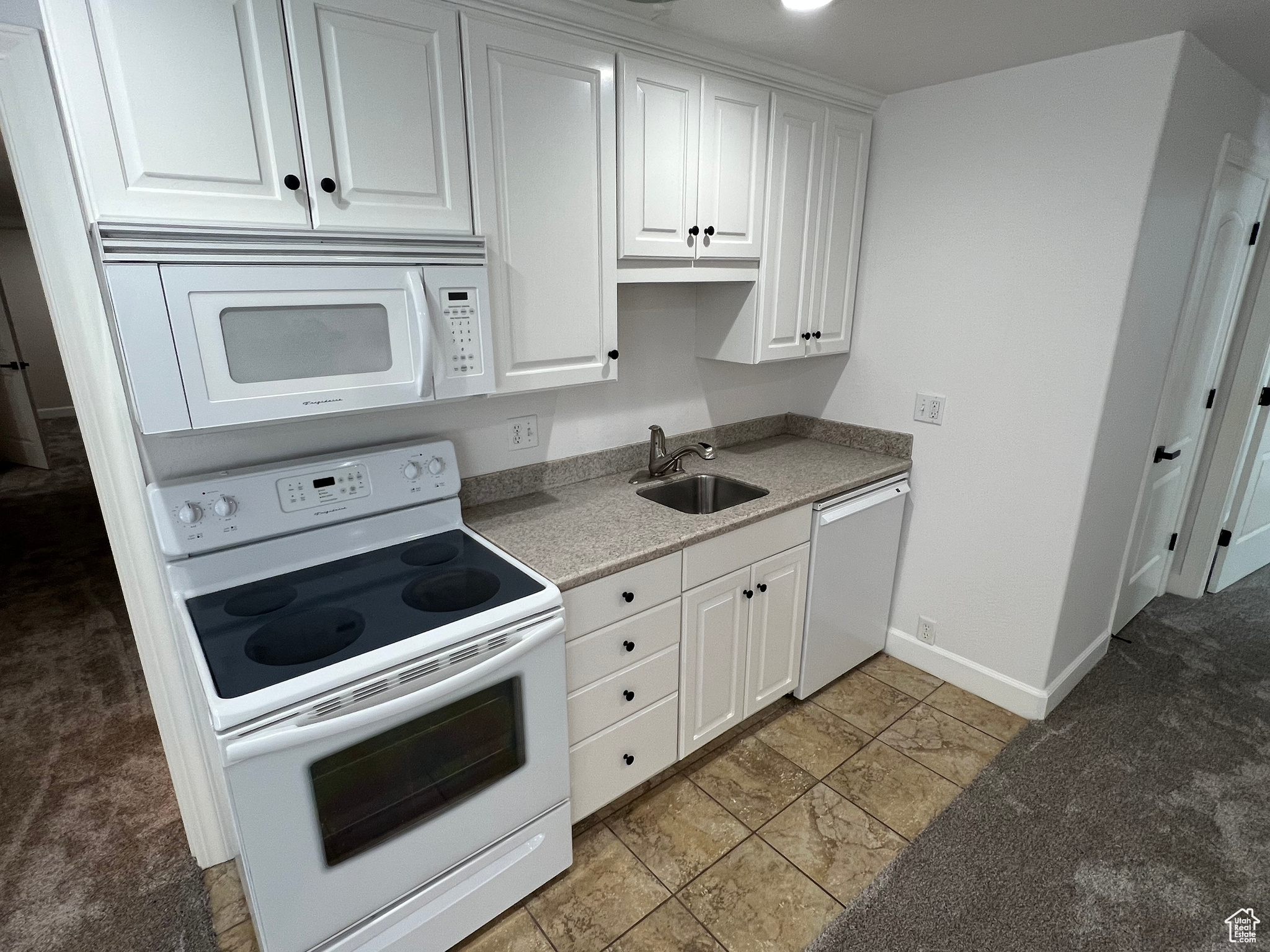 WYNGATE COMMONS - Residential