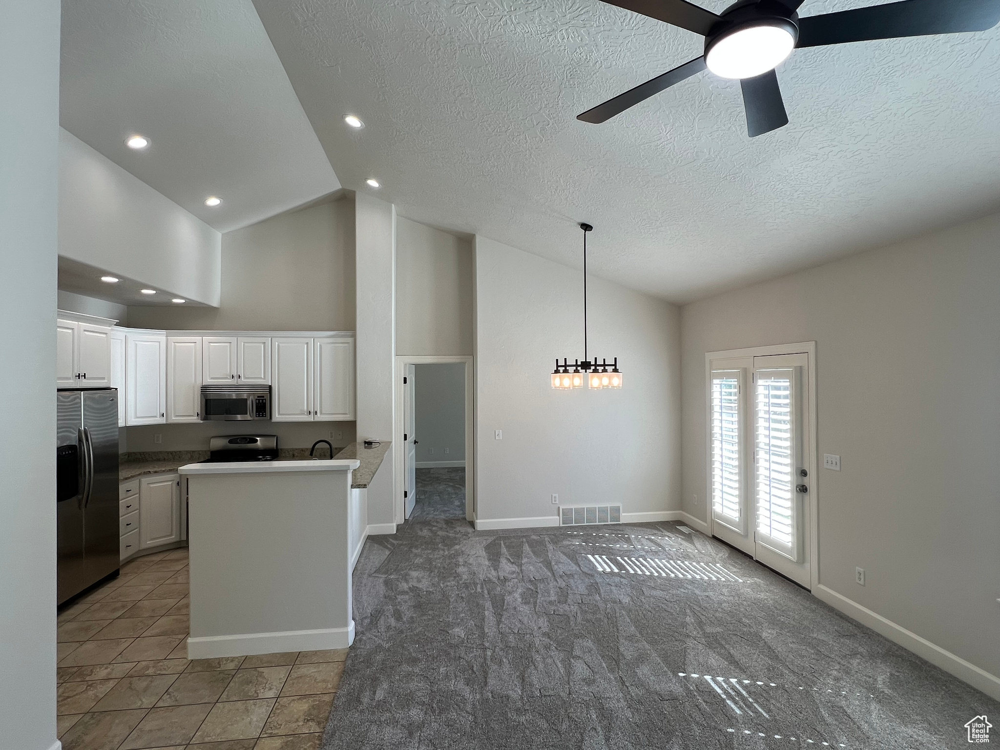 WYNGATE COMMONS - Residential