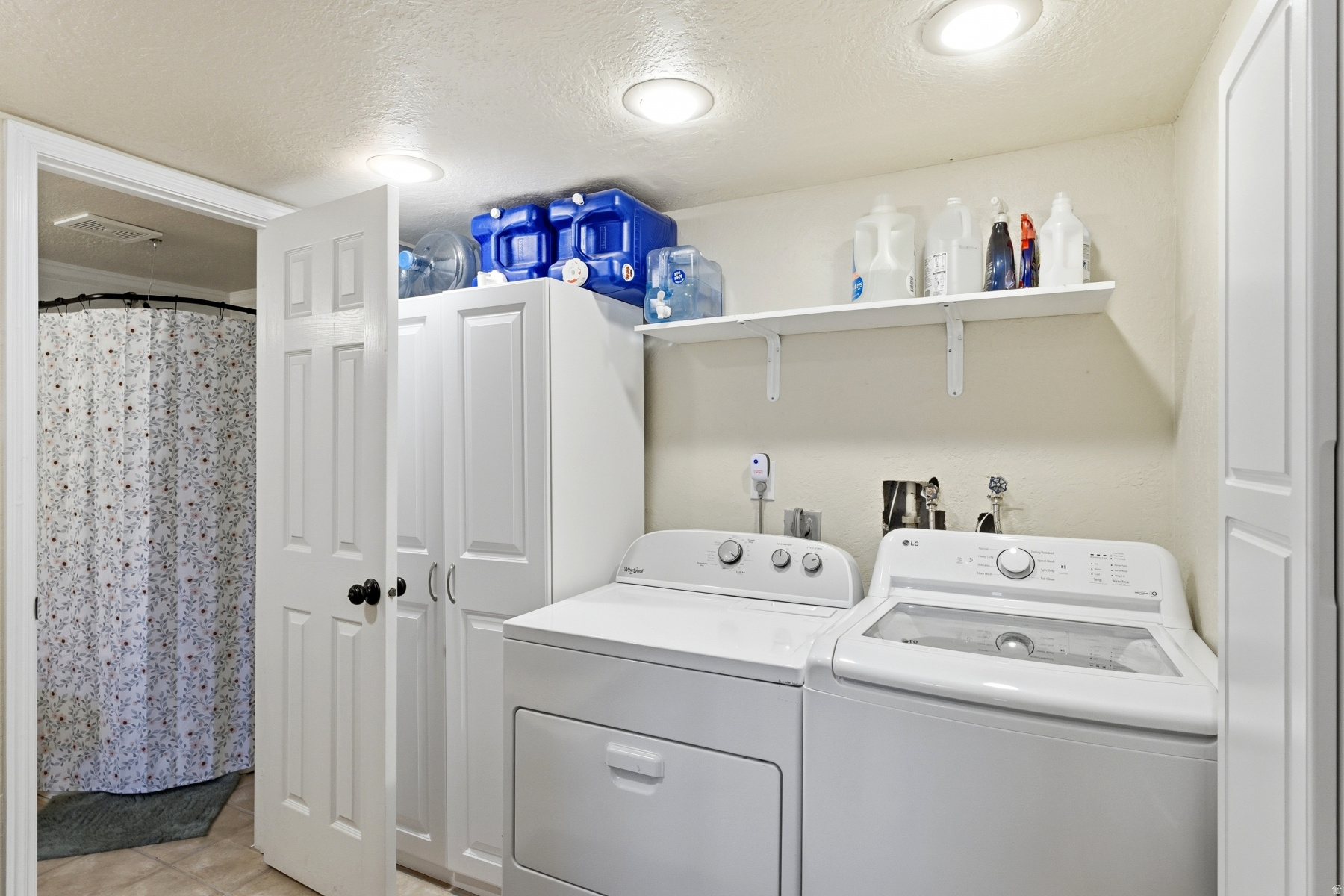 KIMBERLY ESTATES - Residential