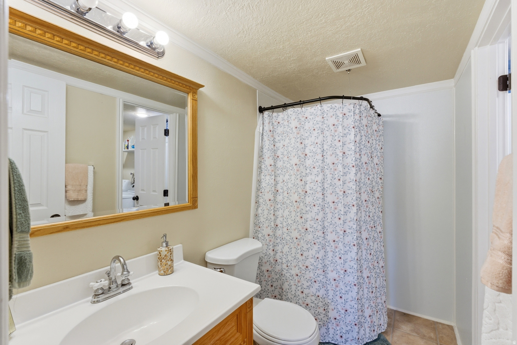 KIMBERLY ESTATES - Residential