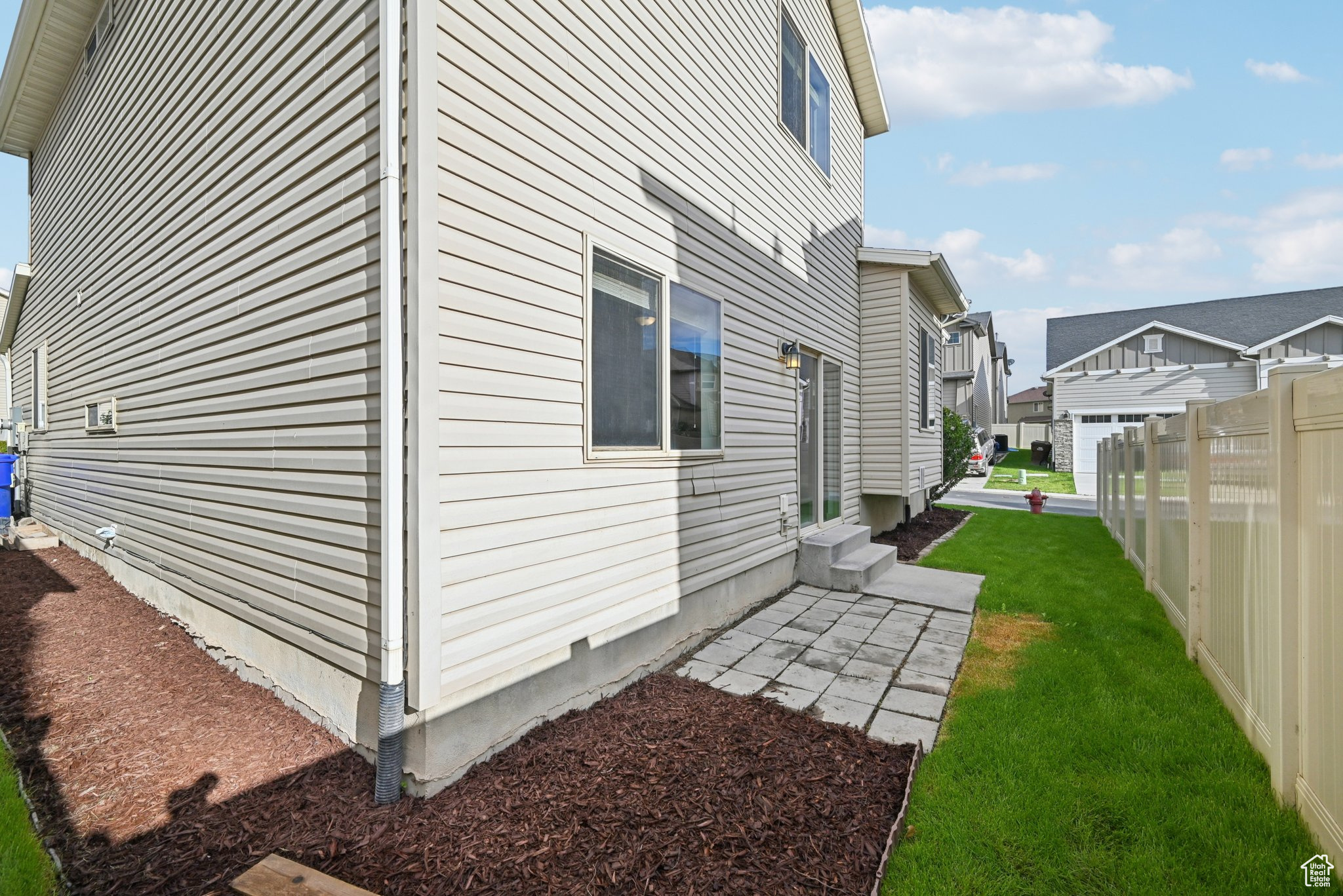 SILVER LAKE - Residential