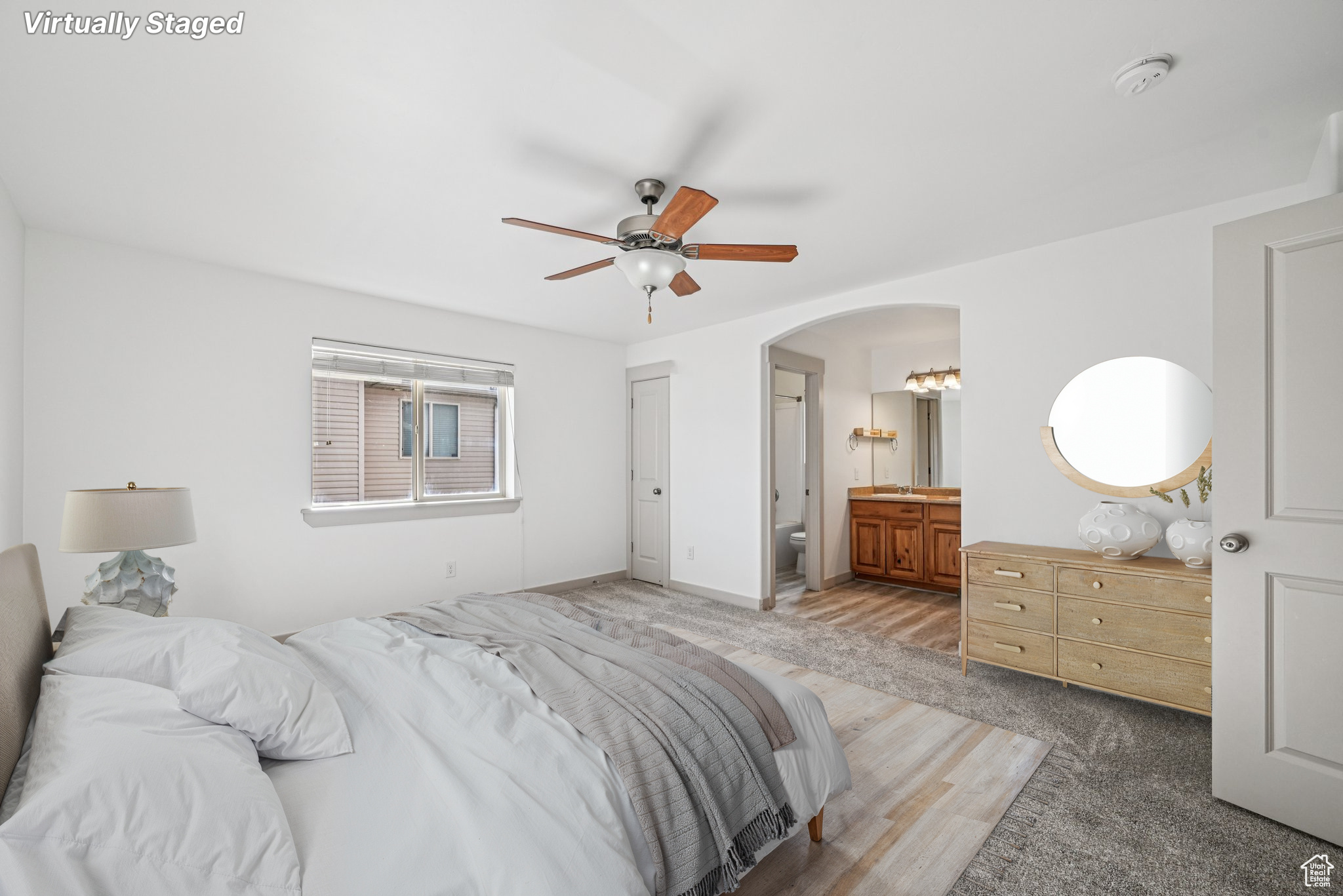 SILVER LAKE - Residential