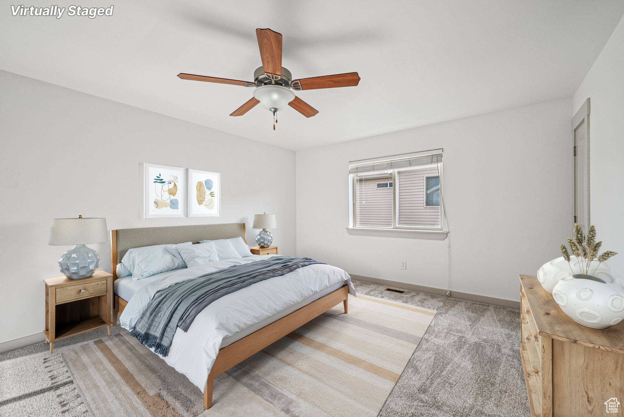 SILVER LAKE - Residential