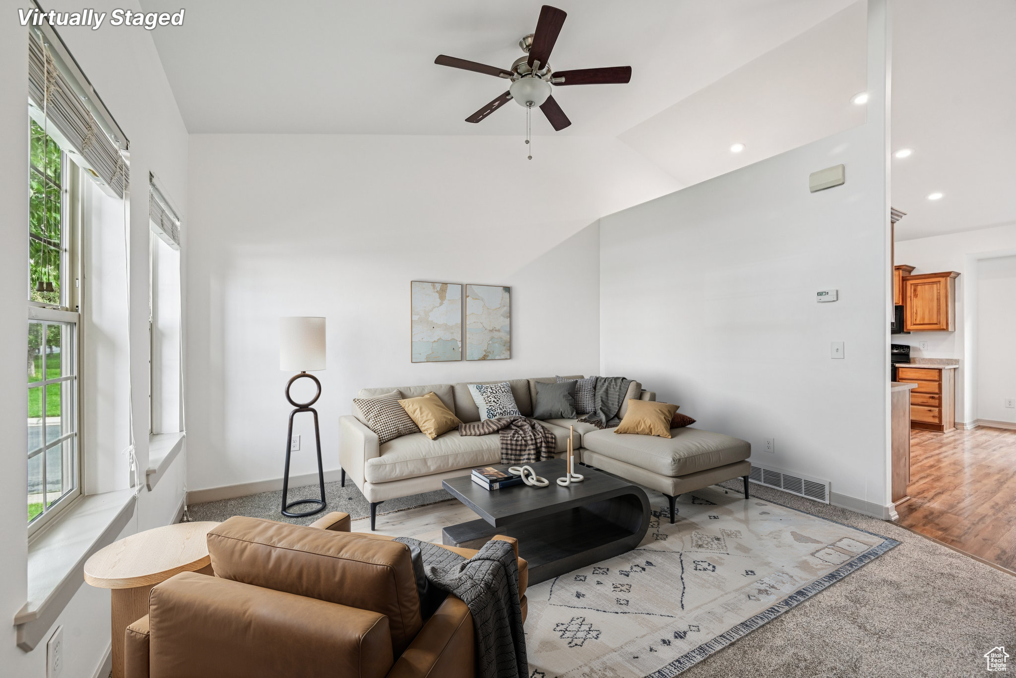 SILVER LAKE - Residential