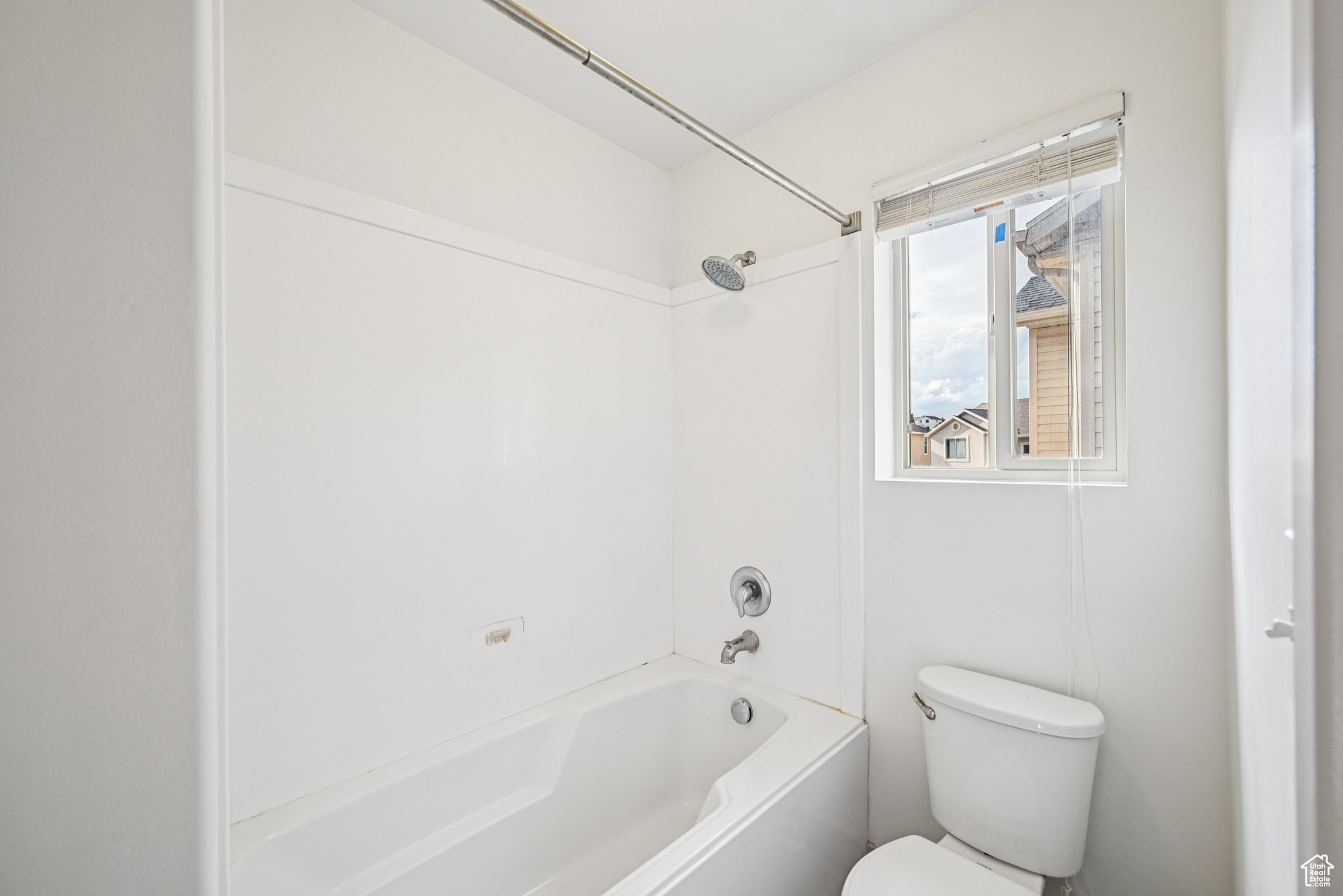 SILVER LAKE - Residential