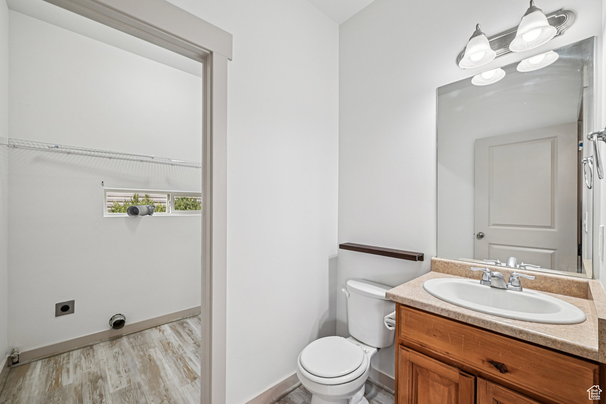 SILVER LAKE - Residential