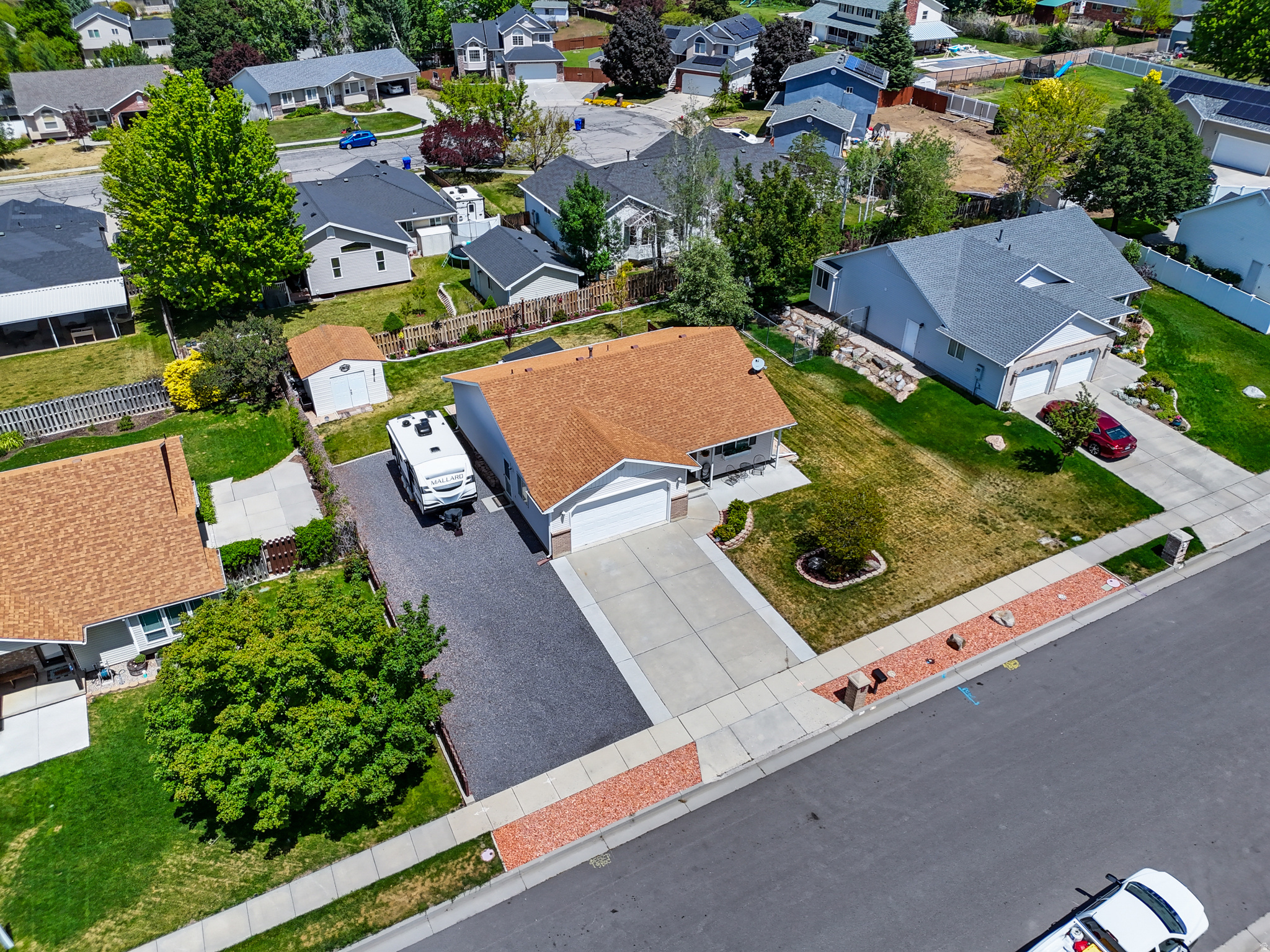 THREE MILE CREEK - Residential