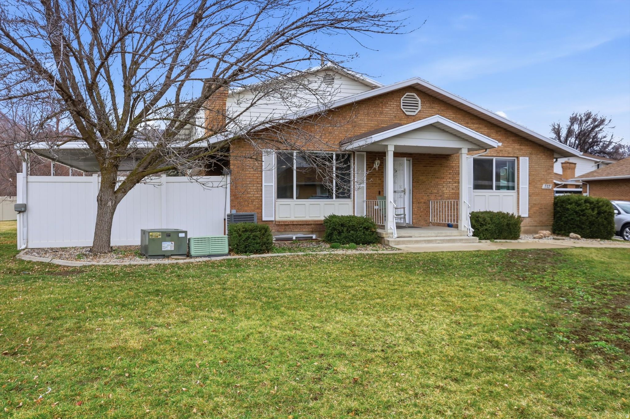 CANYON PARK - Residential