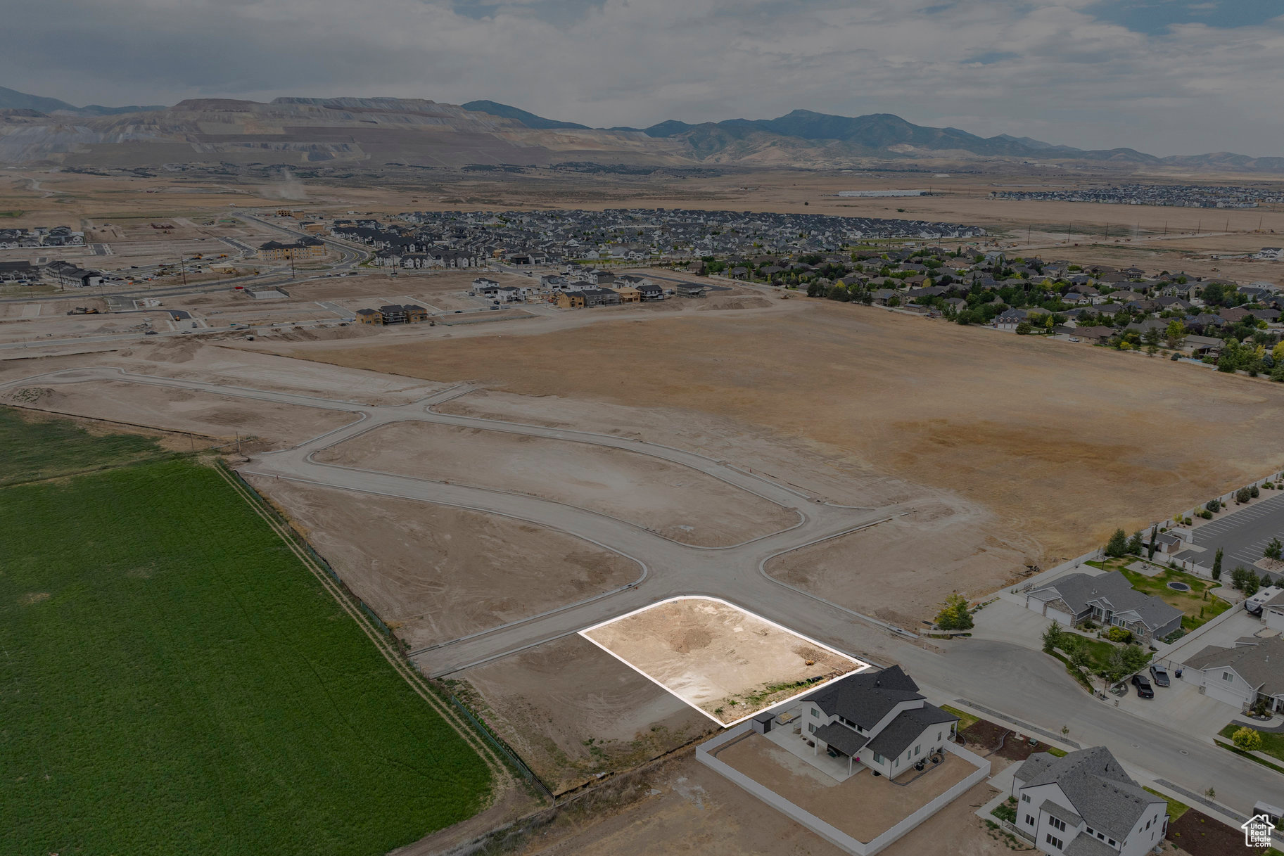 COVE AT SILVER SKY - Residential