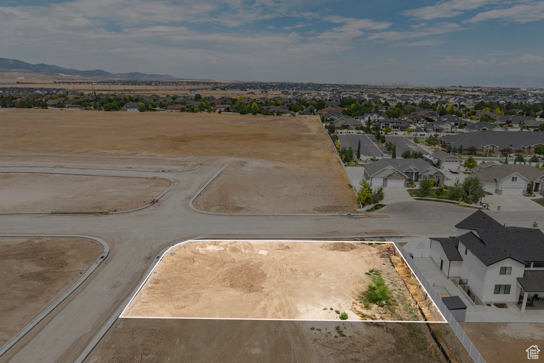 COVE AT SILVER SKY - Residential