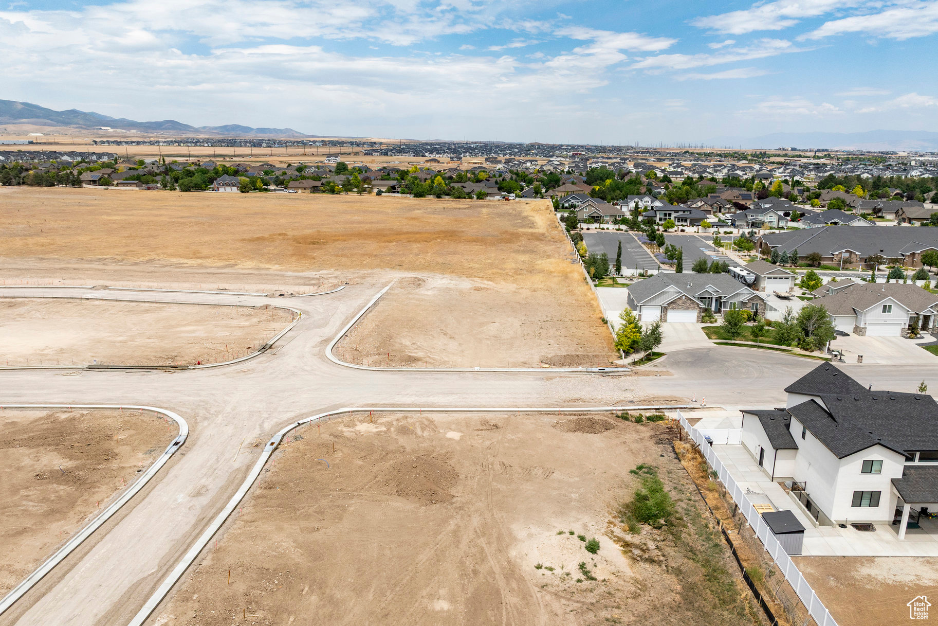 COVE AT SILVER SKY - Residential