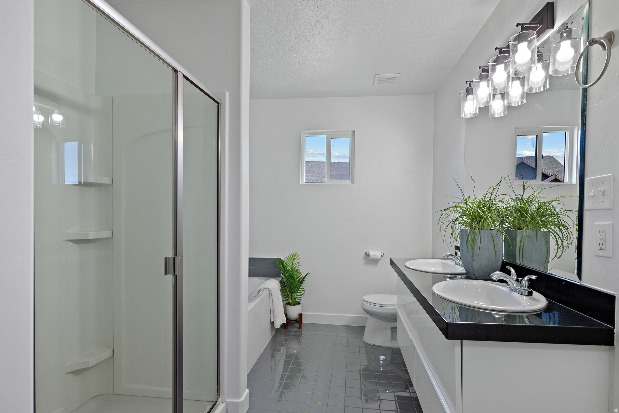 MAPLEWOOD - Residential