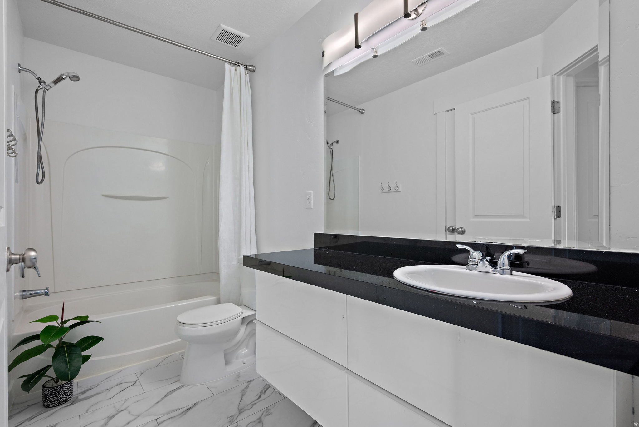 MAPLEWOOD - Residential