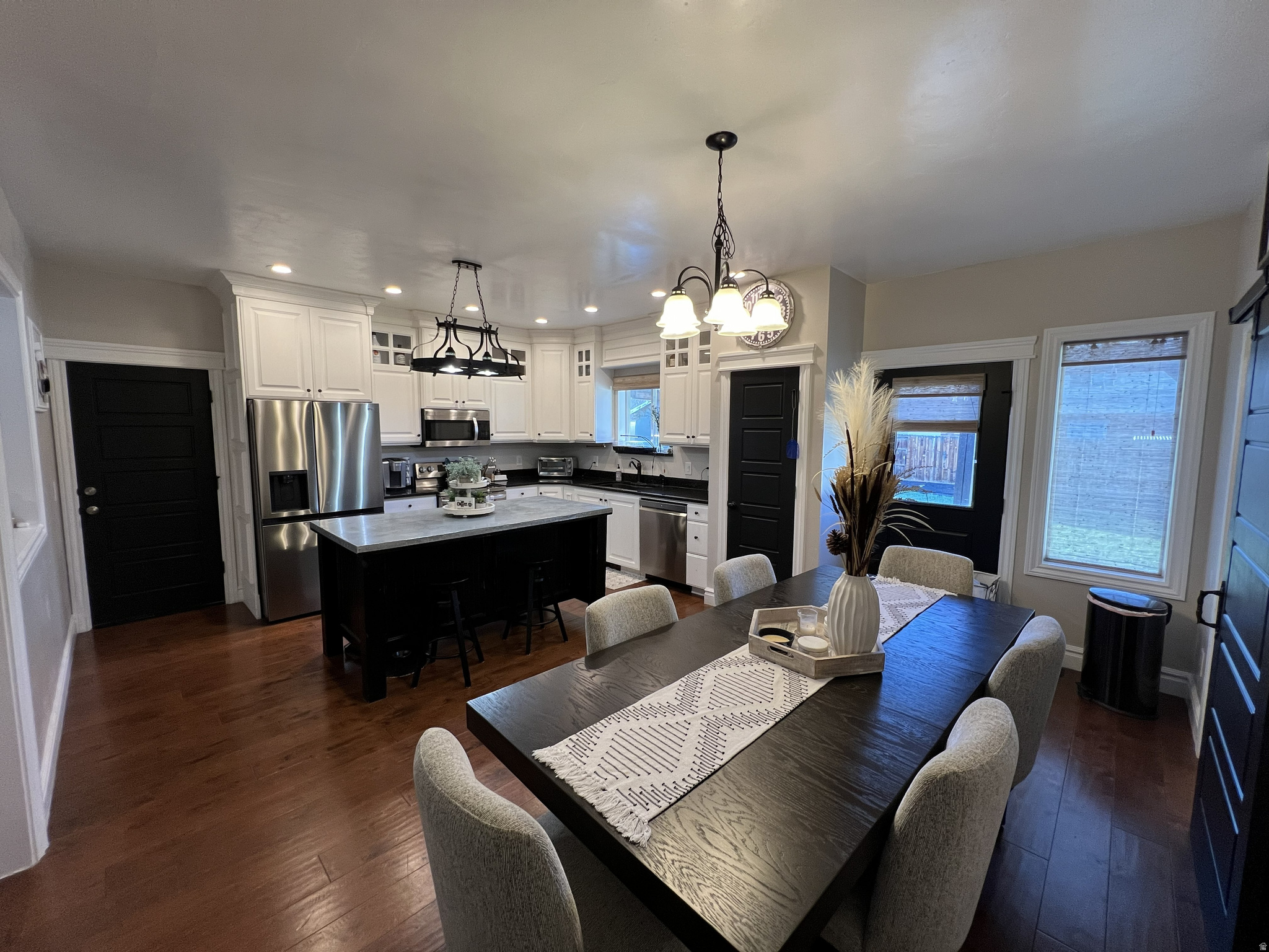 SUNRISE KNOLLS - Residential