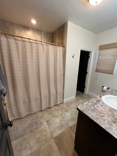 Tiny photo for 985 W 350 N, Roosevelt, UT 84066 (MLS # 2134035)