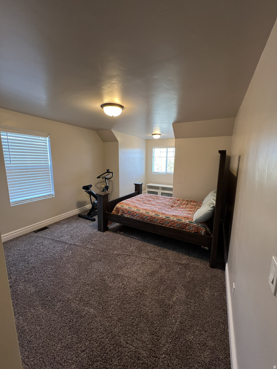 SUNRISE KNOLLS - Residential