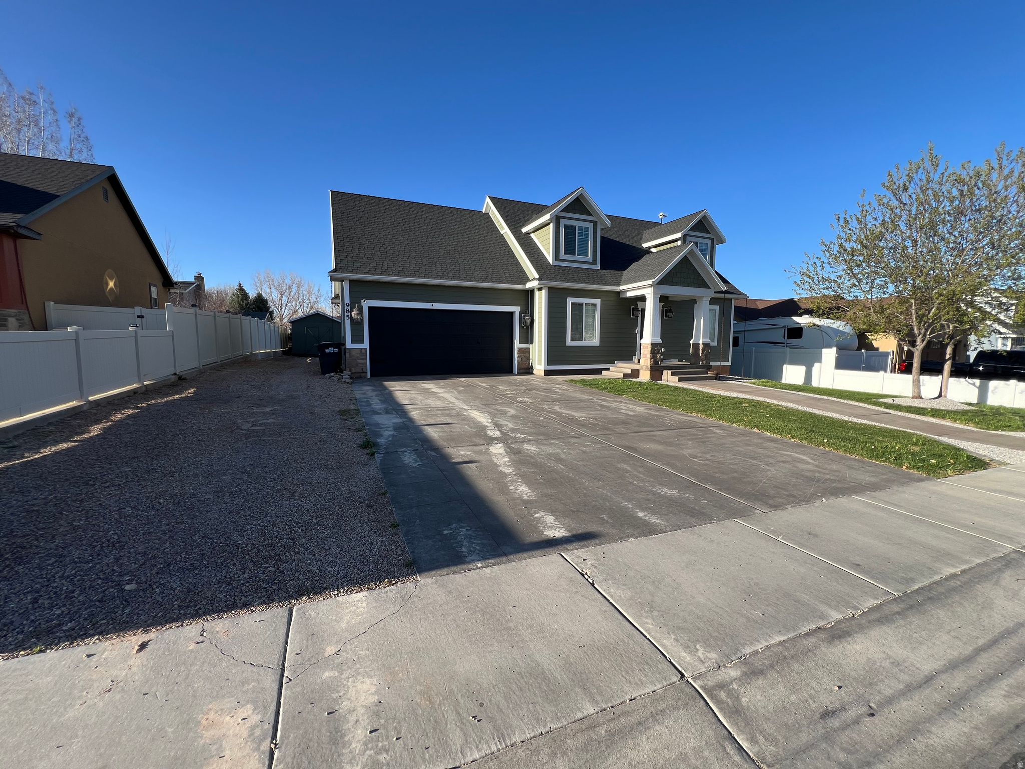 SUNRISE KNOLLS - Residential