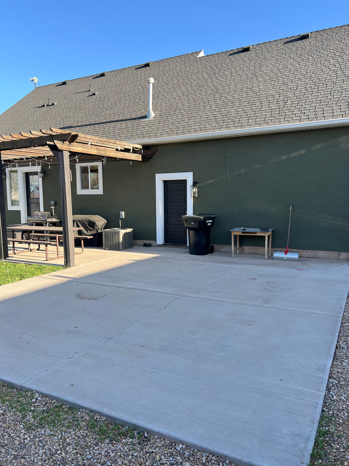 SUNRISE KNOLLS - Residential