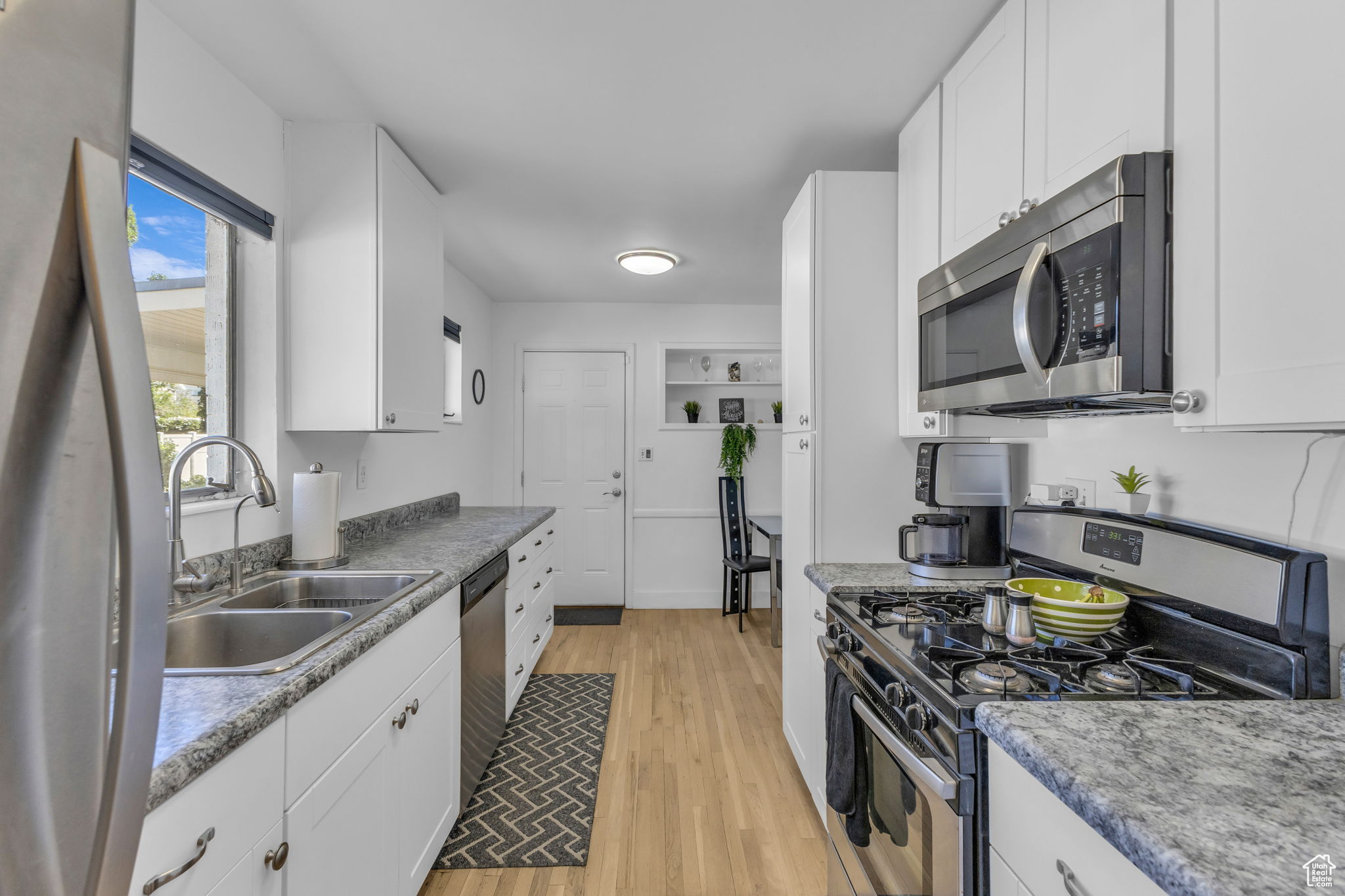 HALELEA - Residential