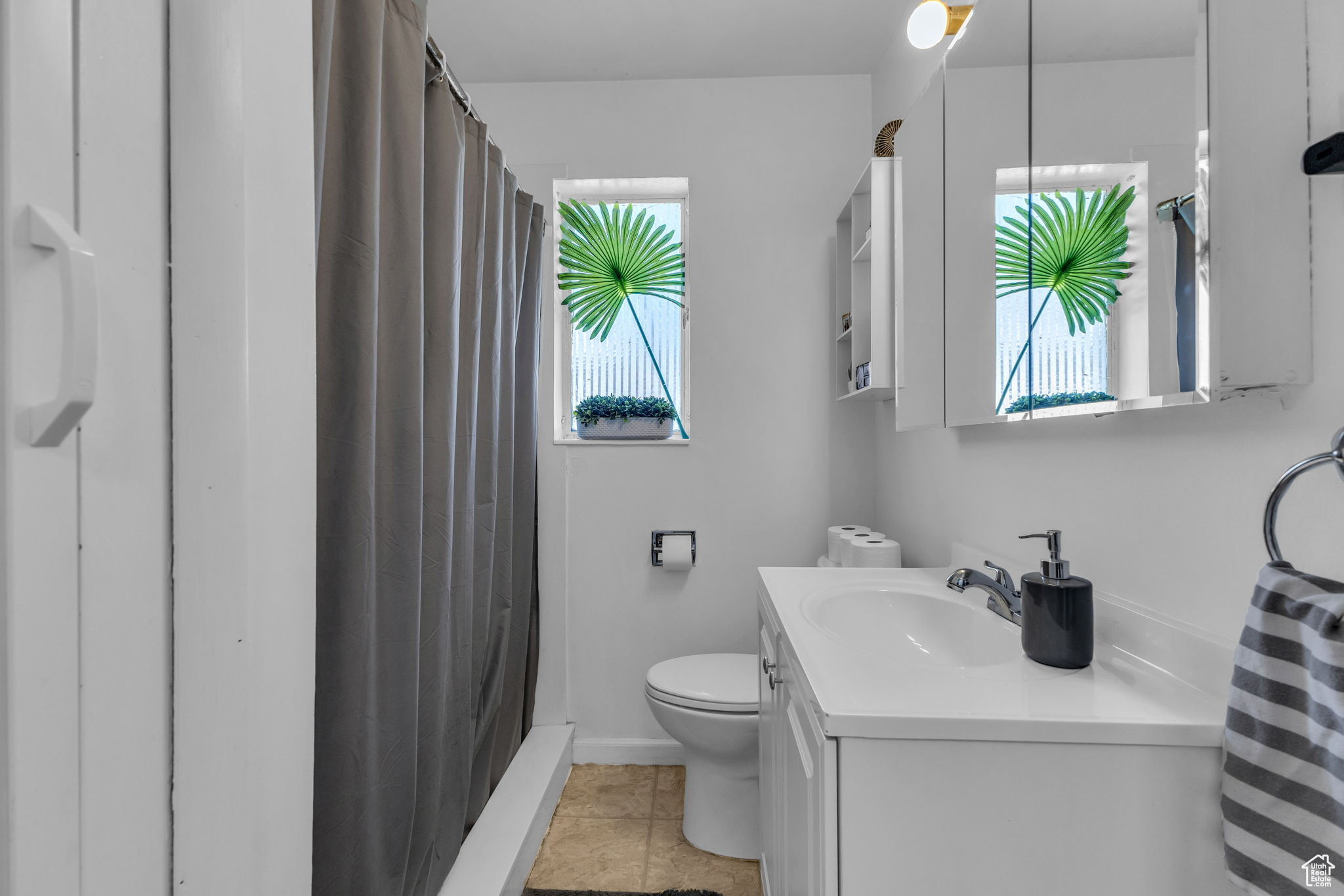 HALELEA - Residential