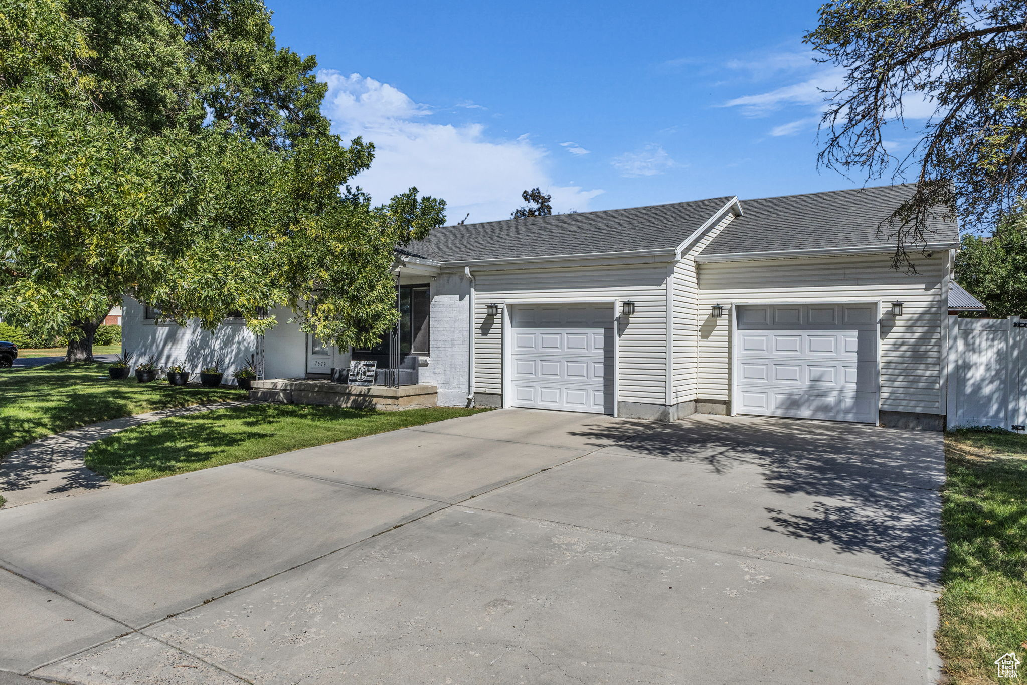 HALELEA - Residential